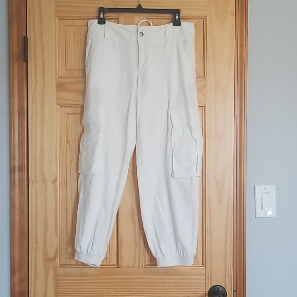 Alice and Olivia White Linen Blend Congo Jogger